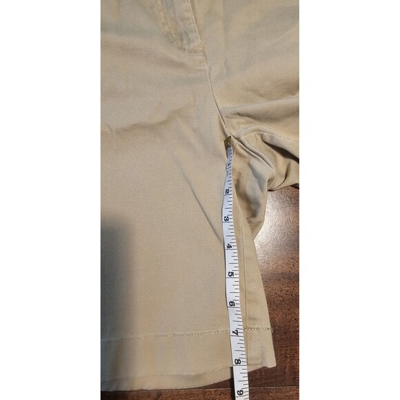 LL Bean Womens Shorts Size 8 Reg Classic Fit Khaki Tan Outdoors Hiking Stretch - Picture 11 of 11
